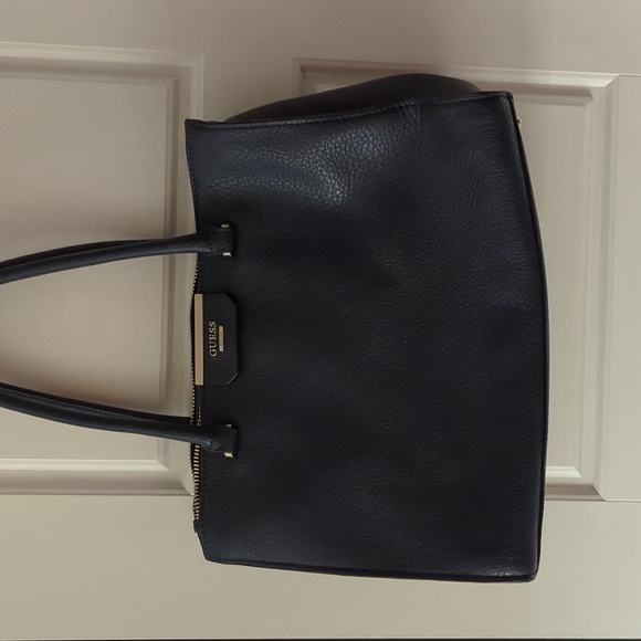 GUESS bag - Picture 1 of 6
